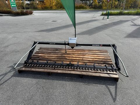 [6034-6359937-7.jpg]