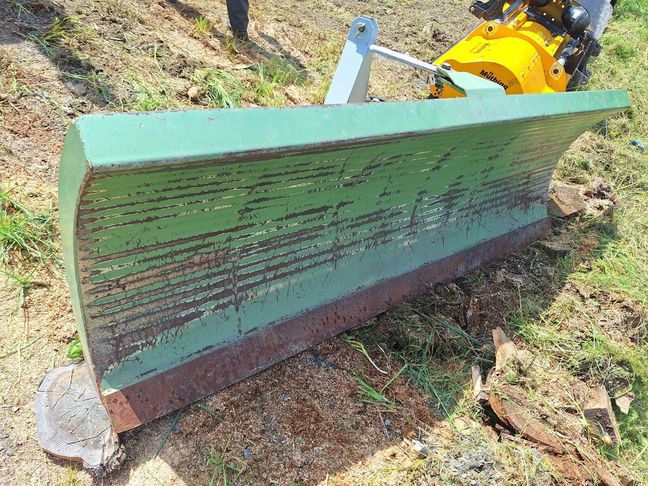 [6035-6592860-0_1.jpg]