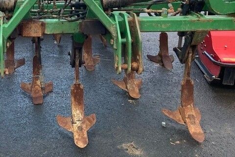 [6194-5569254-8.jpg]