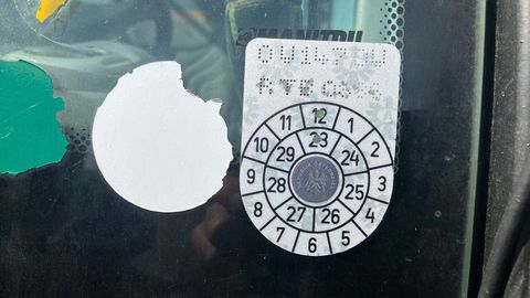 [6194-5724832-17.jpg]