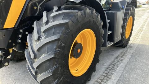 [6194-6827890-17.jpg]