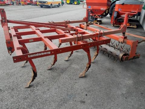 [6732-6765915-2.jpg]