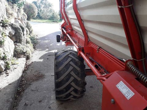 [6734-3887893-5.jpg]