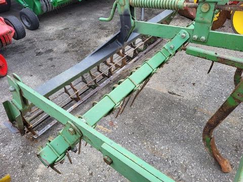 [6734-6542778-3.jpg]