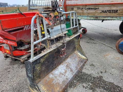 [6734-6765918-0.jpg]