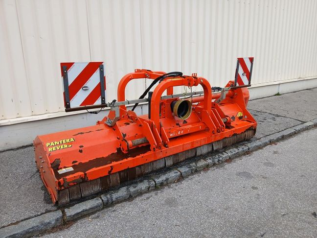 [6877-6454933-0_1.jpg]