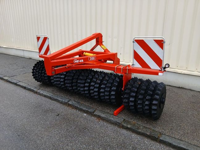 [6877-6506263-0_1.jpg]