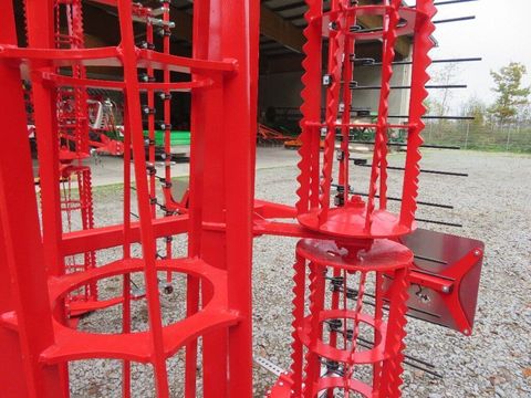 [7455-4759655-18.jpg]