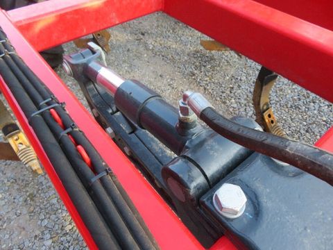 [7455-5384438-10.jpg]