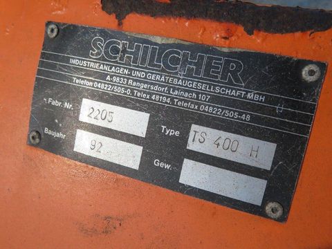 [7455-5638967-9.jpg]