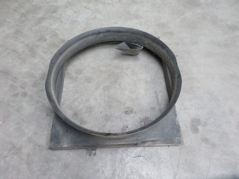 [7455-5725912-3.jpg]