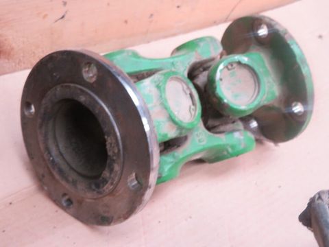 [7455-5725927-4.jpg]