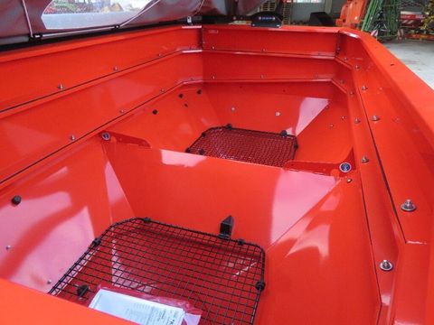 [7455-6484674-12.jpg]