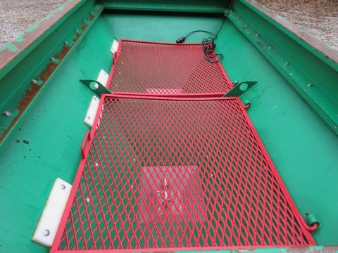 [7455-6495967-8.jpg]