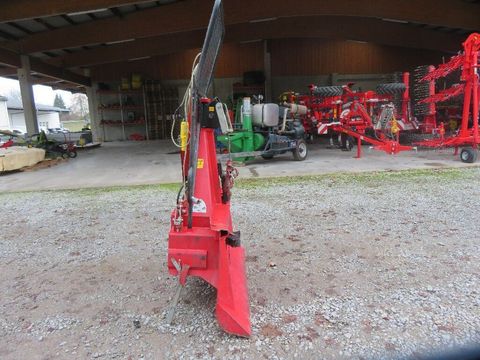 [7455-6542616-7.jpg]