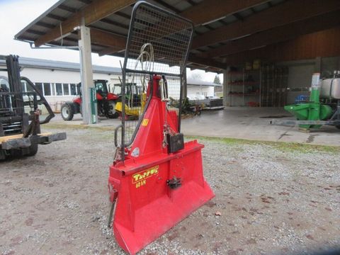 [7455-6542616-8.jpg]