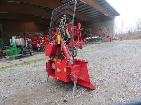 [7455-6542616-9.jpg]