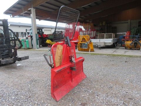 [7455-6671109-4.jpg]