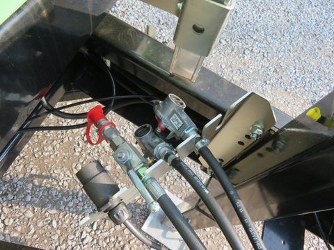 [7455-6686527-15.jpg]