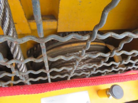 [7455-6689860-9.jpg]