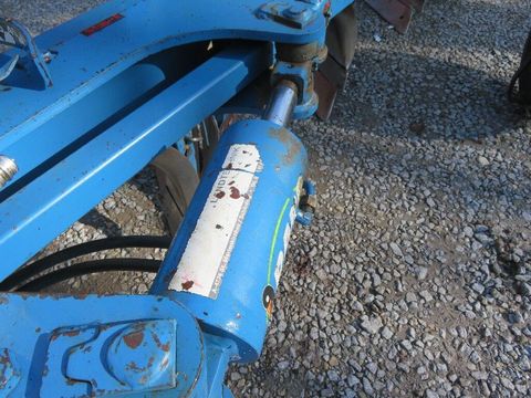 [7455-6759846-13.jpg]