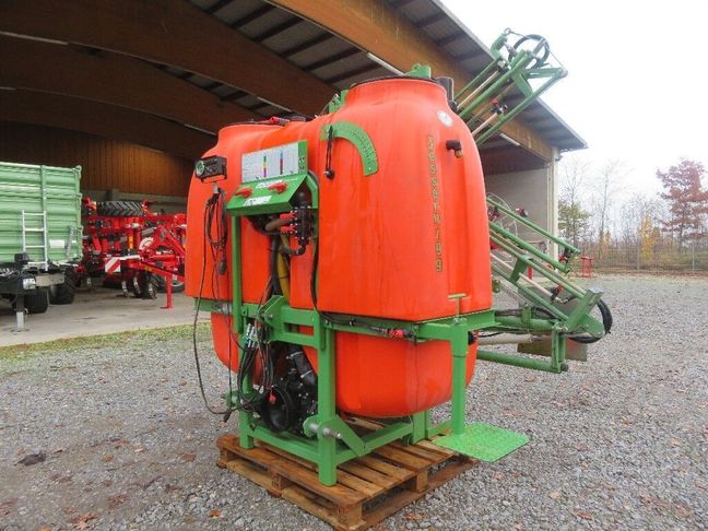 [7455-6848454-0_1.jpg]