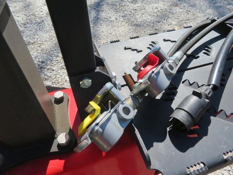 [7455-6903499-12.jpg]