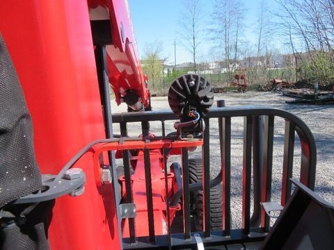 [7455-6903499-13.jpg]