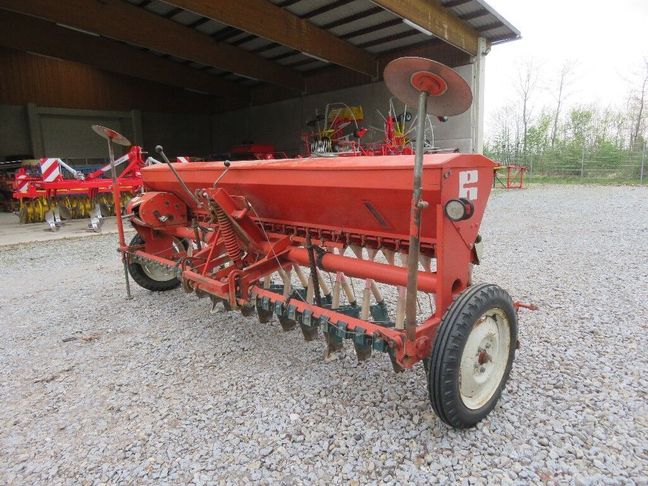 [7455-6941331-0_1.jpg]